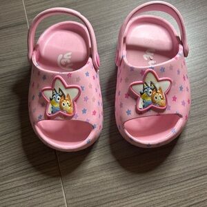 Bluey Pink Toddler Clogs Size 6 Bingo Slip On Sandals